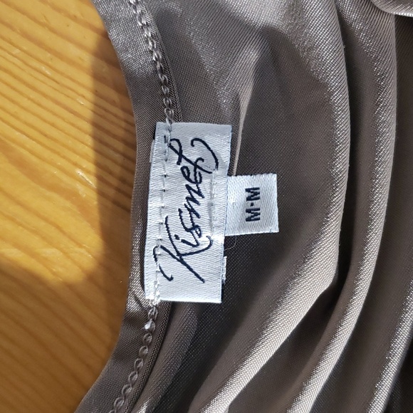 Kismet sleeveless top. Taupe. Size M. - Picture 5 of 6